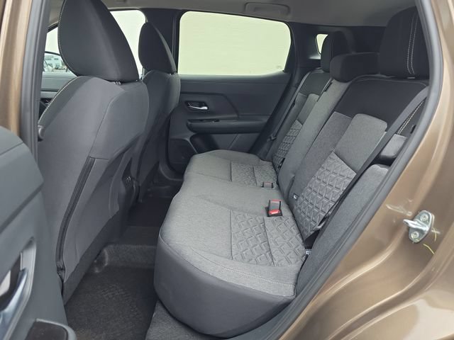New 2026 Nissan Kicks SV w/ SV Premium Package AWD/4WD image 13
