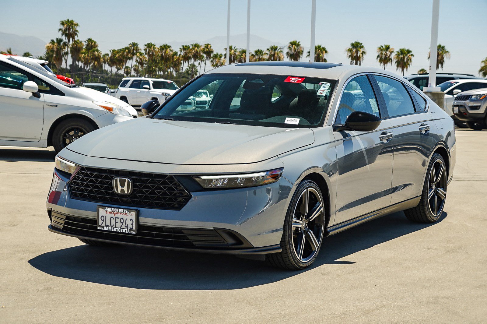 Used 2024 Honda Accord Sport image 3