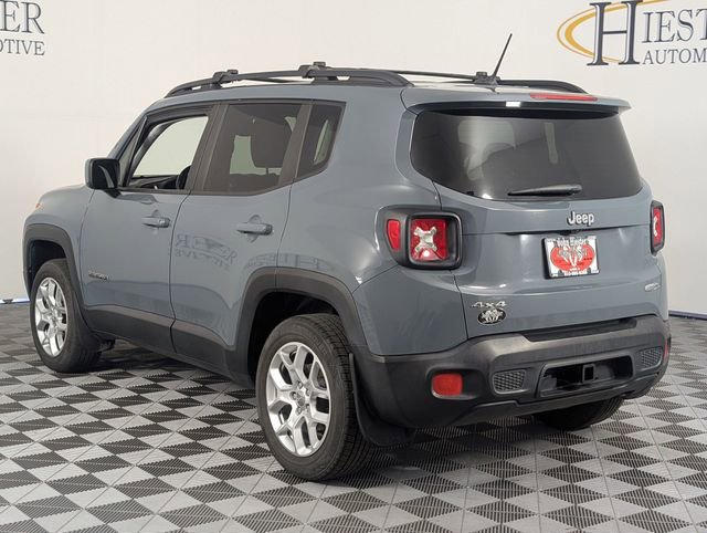 Used 2017 Jeep Renegade Latitude w/ Popular Equipment Group AWD/4WD image 5