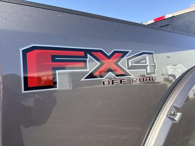 Used 2020 Ford F250 Lariat w/ Lariat Ultimate Package AWD/4WD image 4