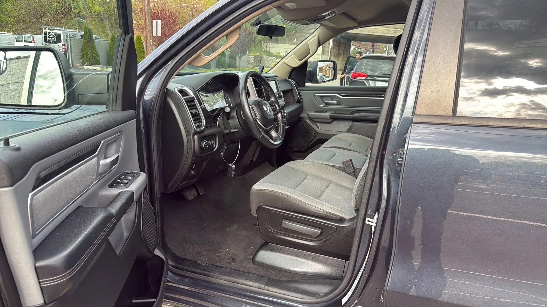 Used 2019 RAM 1500 Big Horn AWD/4WD image 21