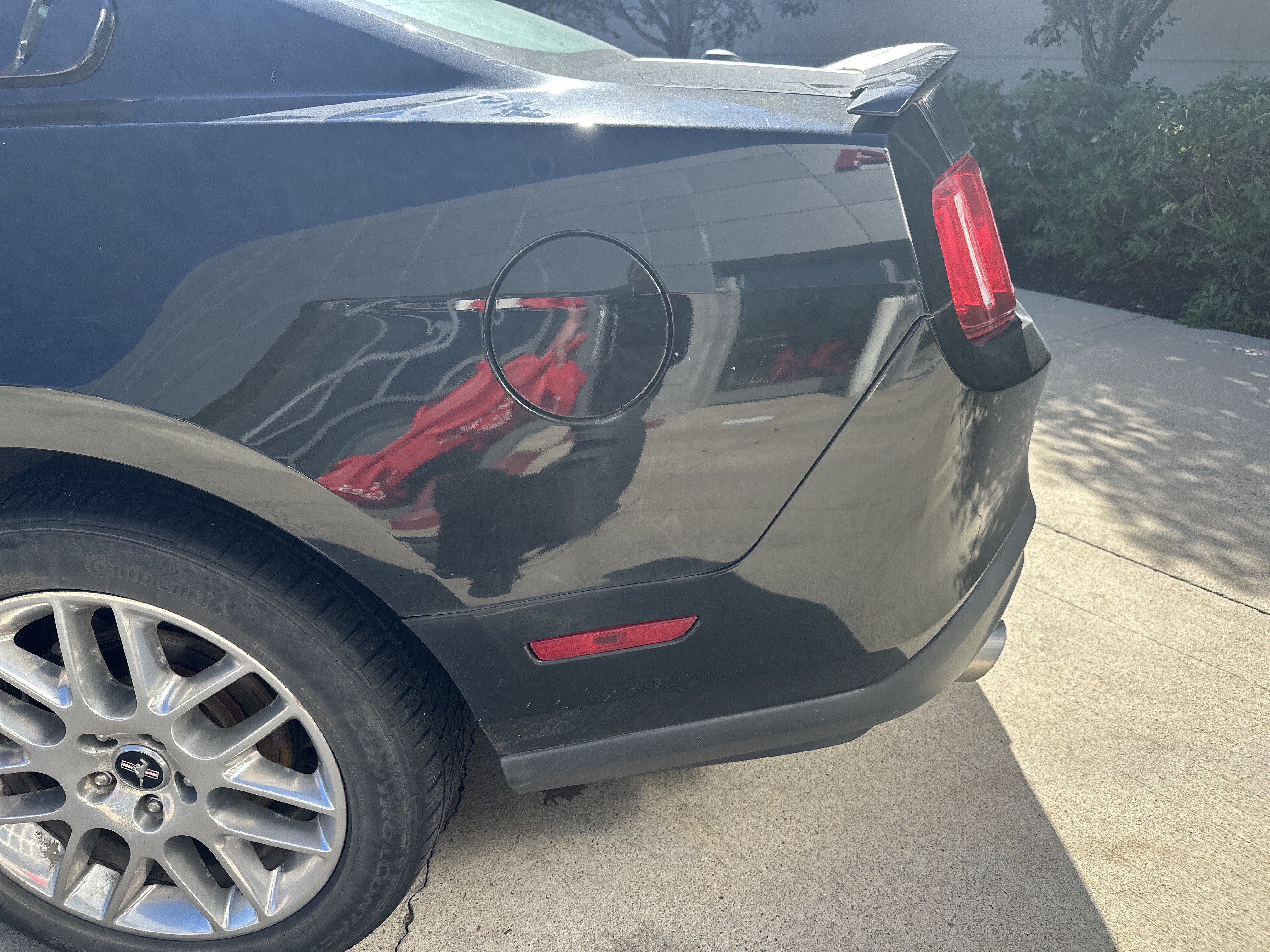 Used 2012 Ford Mustang Premium RWD image 30