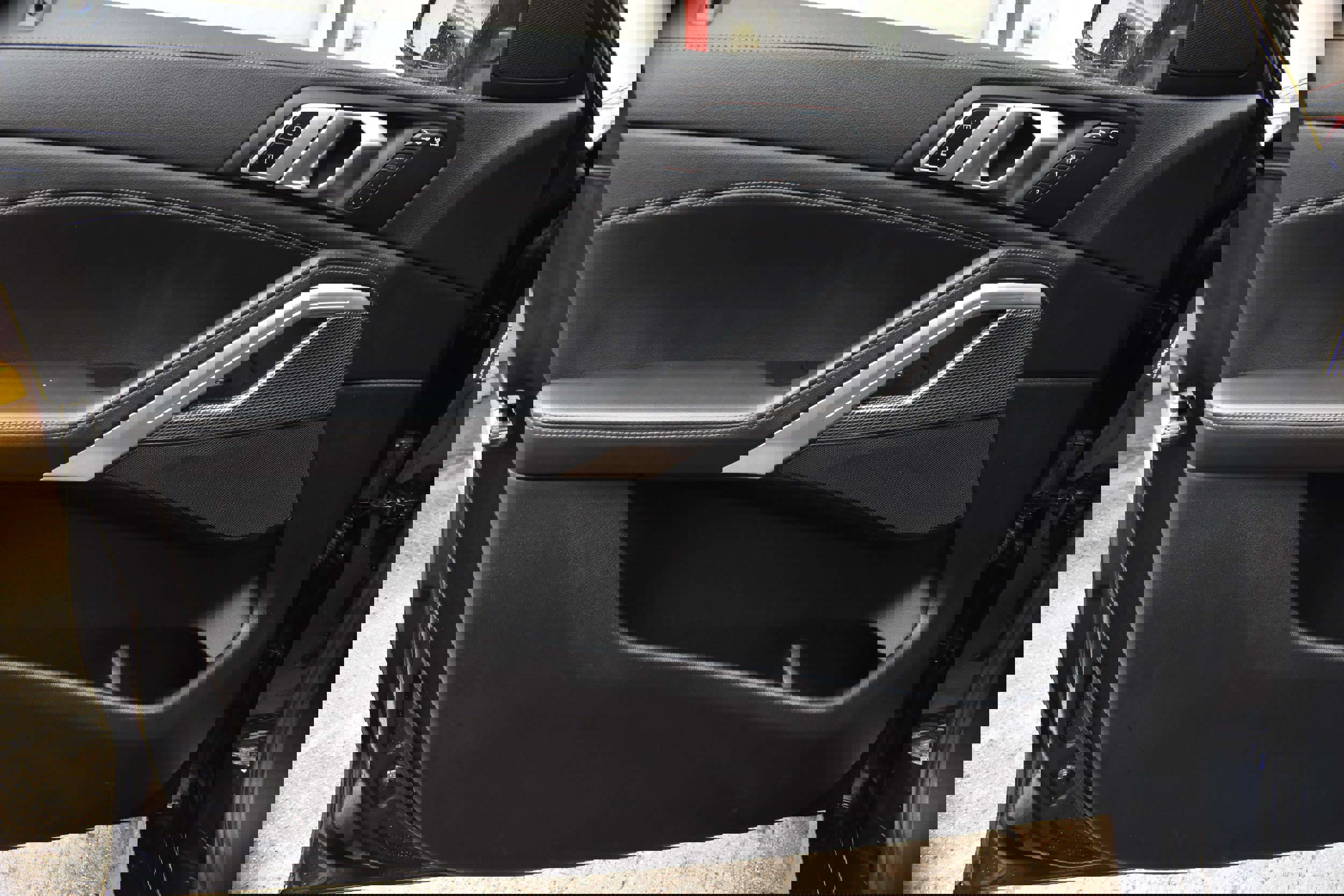 Used 2021 BMW X6 xDrive40i w/ M Sport Package image 22