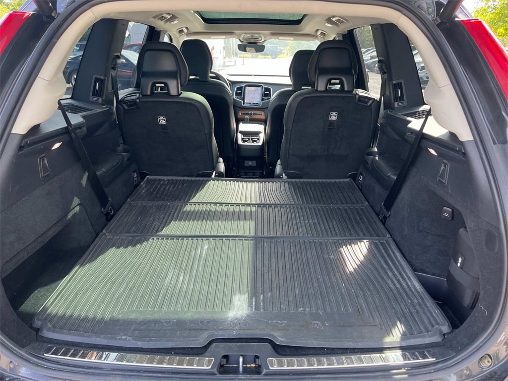 Used 2023 Volvo XC90 B6 Plus w/ Protection Package Premier image 12