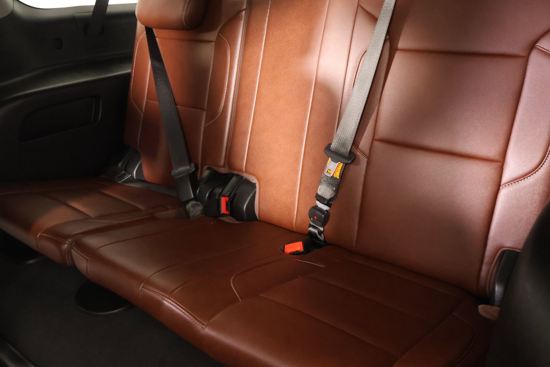 Used 2019 Chevrolet Suburban Premier w/ Premier Plus Edition image 14