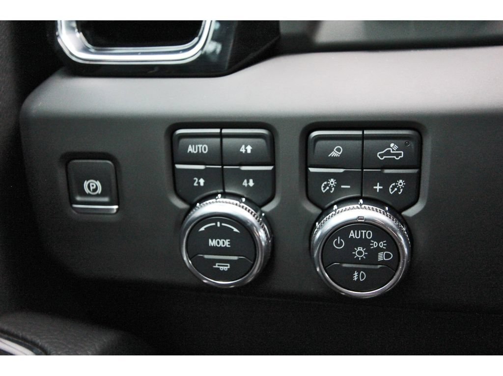 Used 2025 GMC Sierra 2500 Denali w/ Denali Reserve Package AWD/4WD image 12