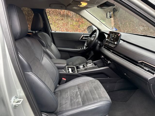 Used 2024 Mitsubishi Outlander SE image 42