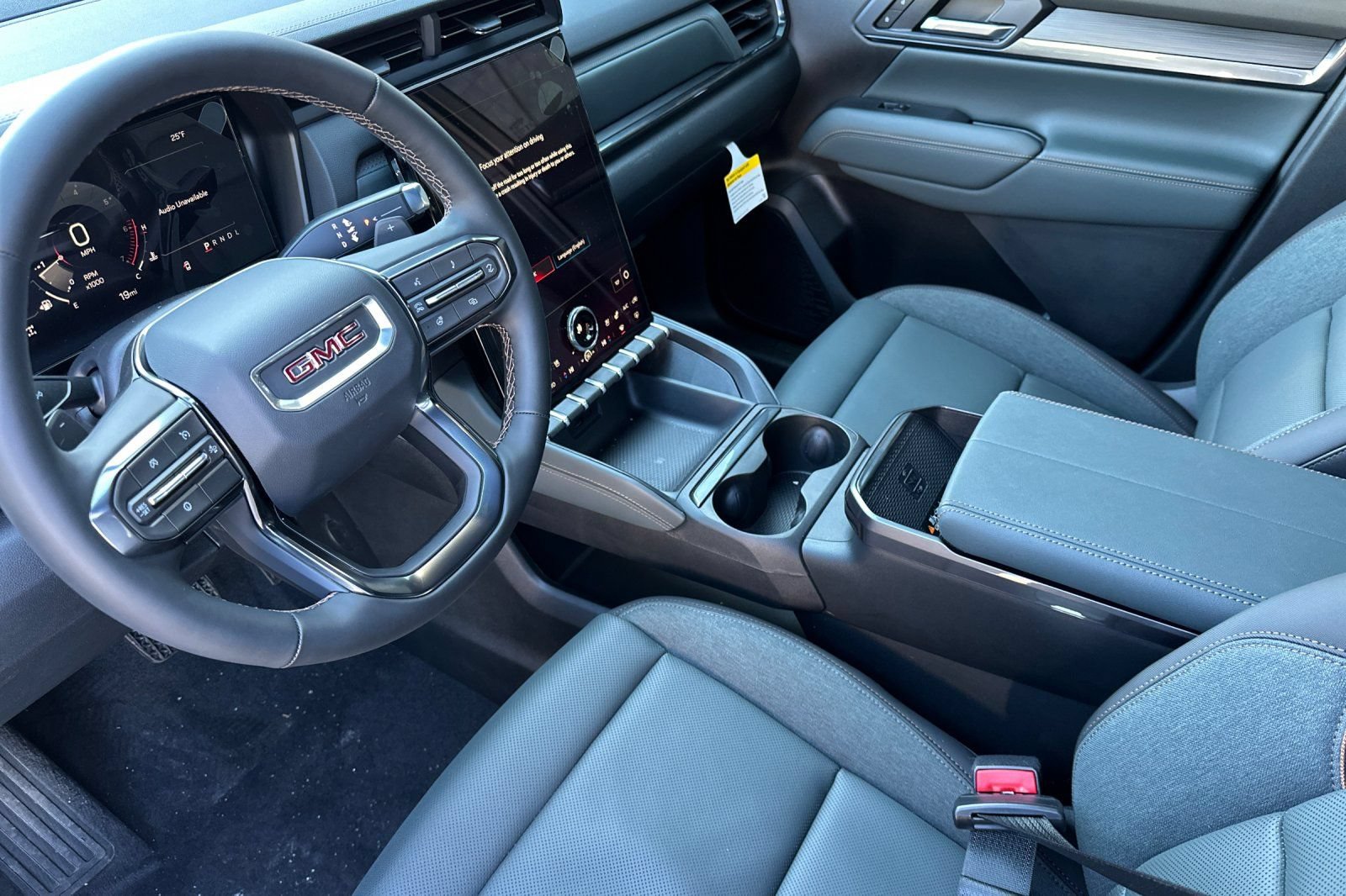 New 2026 GMC Terrain AT4 w/ Convenience Package III AWD/4WD image 9