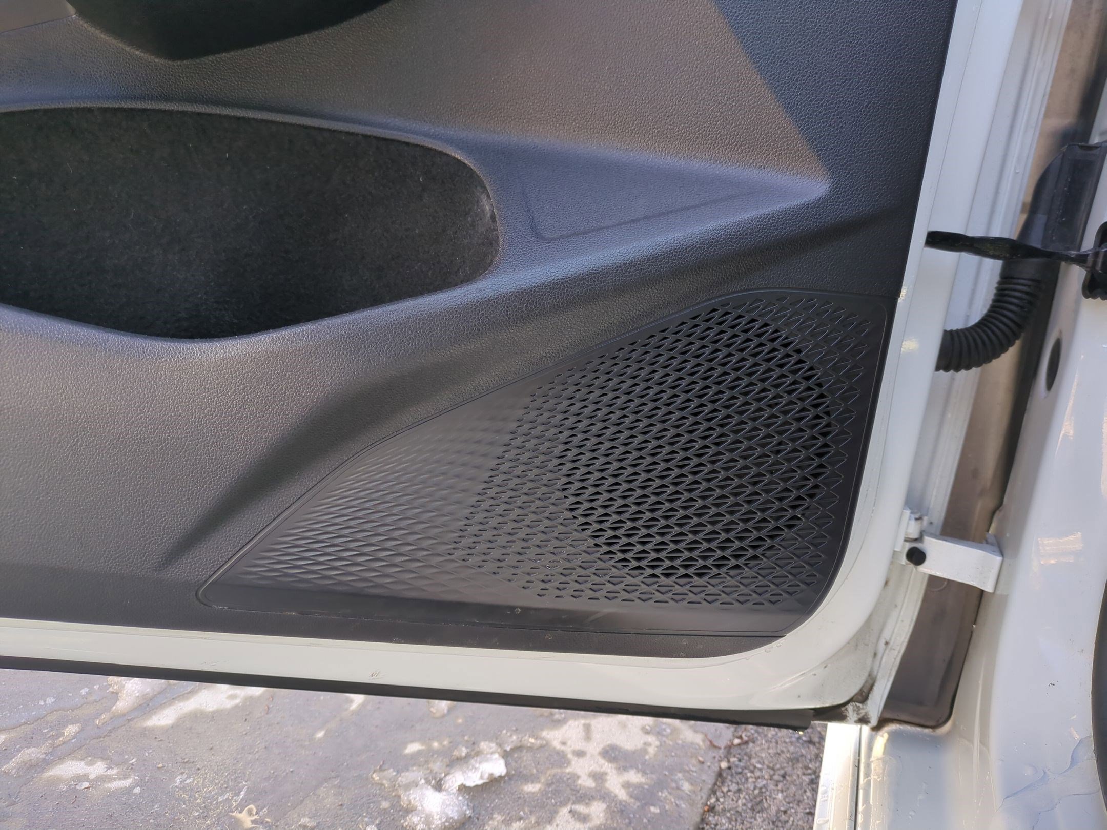 Used 2022 Volkswagen Golf R image 17