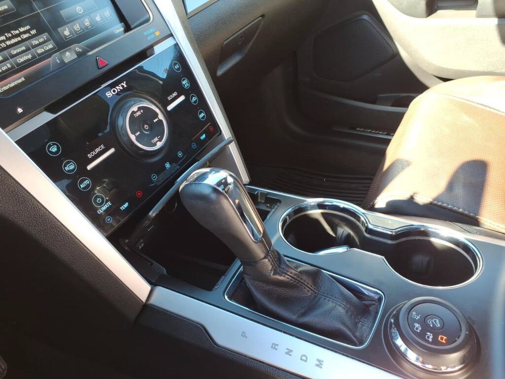 Used 2015 Ford Explorer Sport w/ Equipment Group 401A AWD/4WD image 23