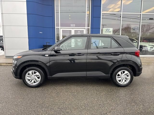 Certified 2026 Hyundai Venue SE image 8