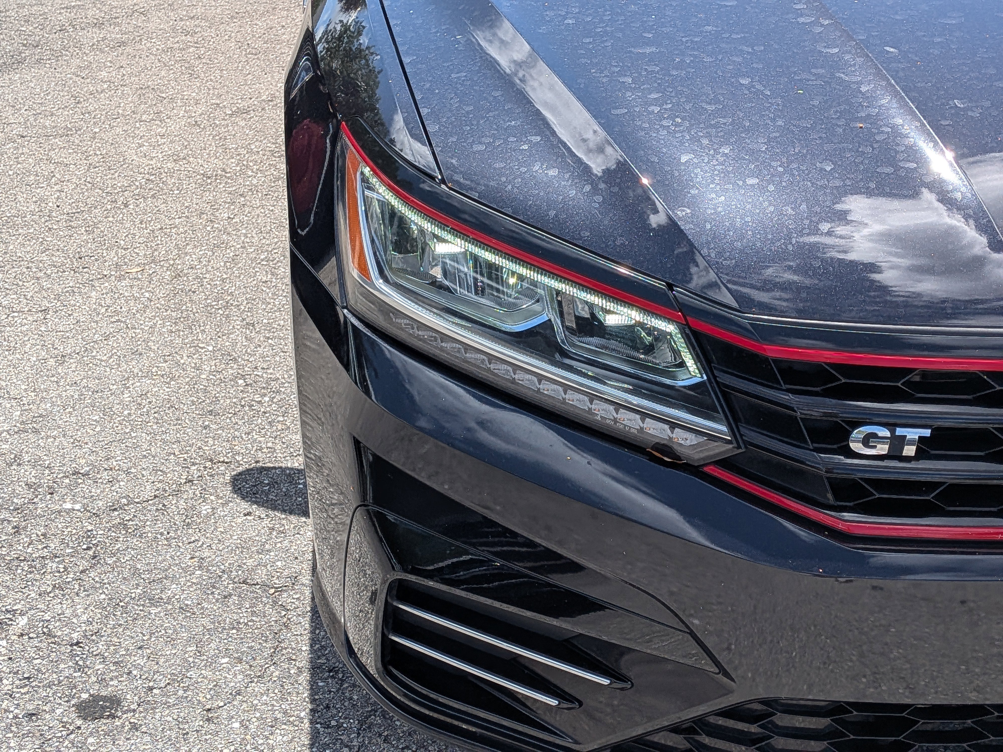 Used 2018 Volkswagen Passat 3.6 image 10