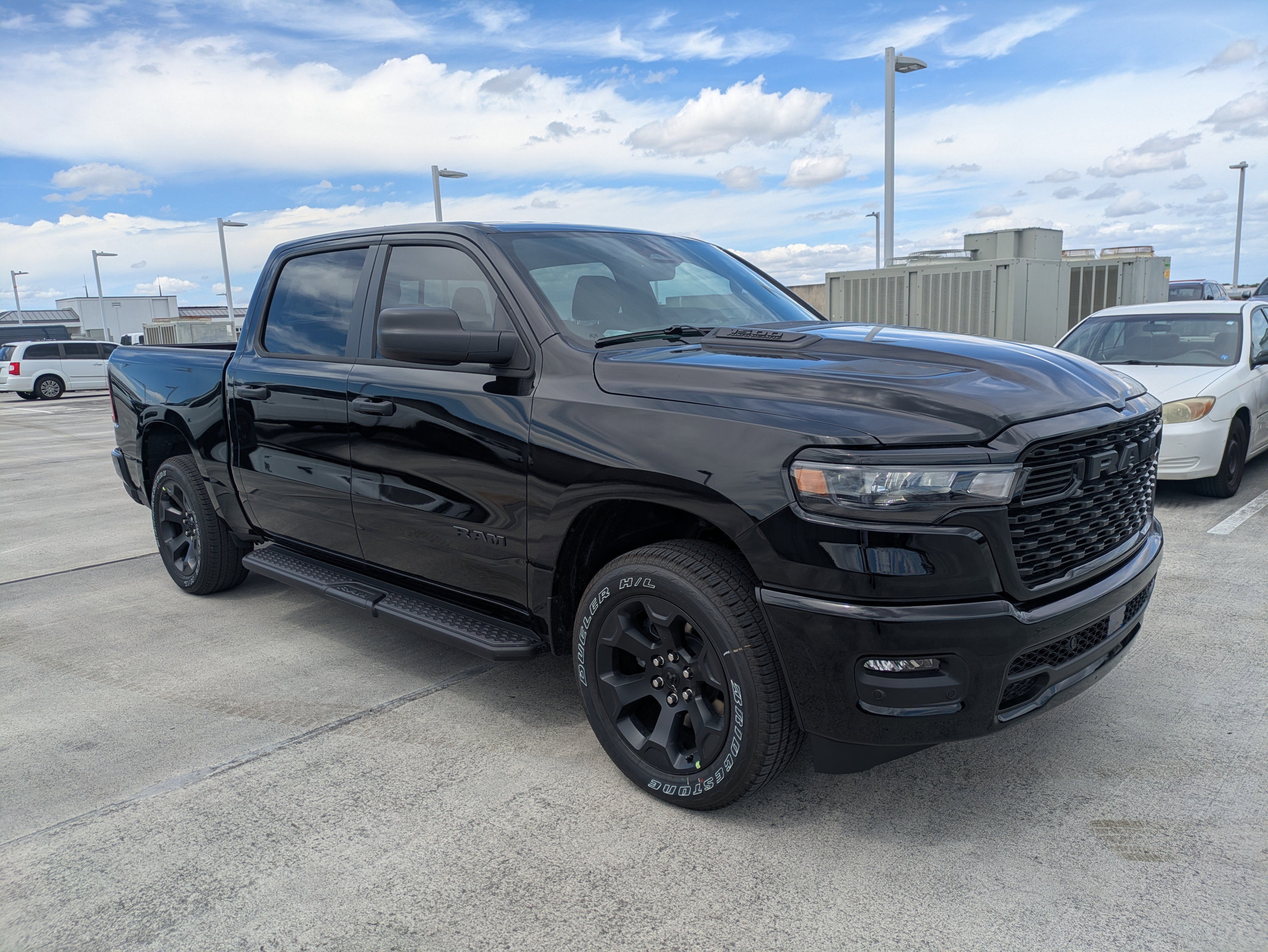 New 2026 RAM 1500 Express image 2