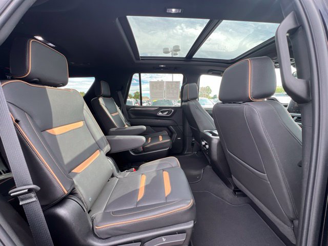 Used 2023 GMC Yukon AT4 w/ AT4 Premium Package AWD/4WD image 14
