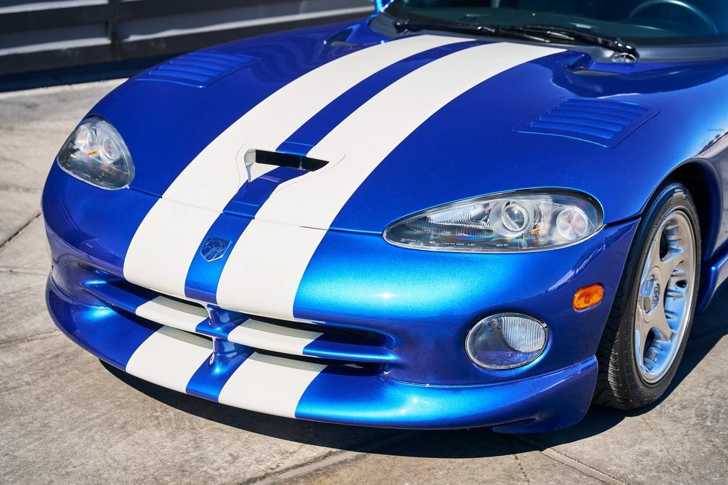 Used 1996 Dodge Viper GTS RWD image 8