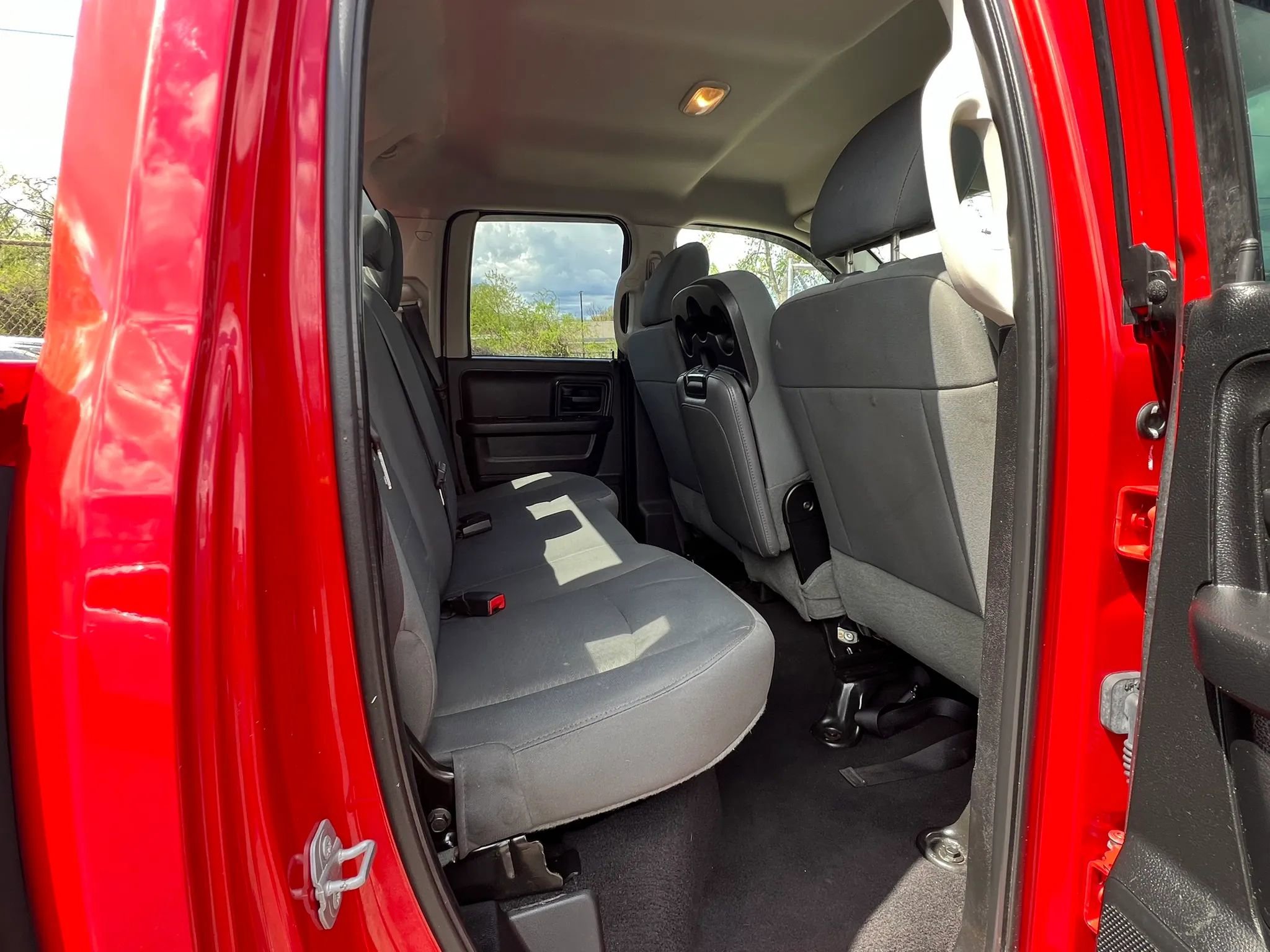 Used 2016 RAM 1500 Express AWD/4WD image 27