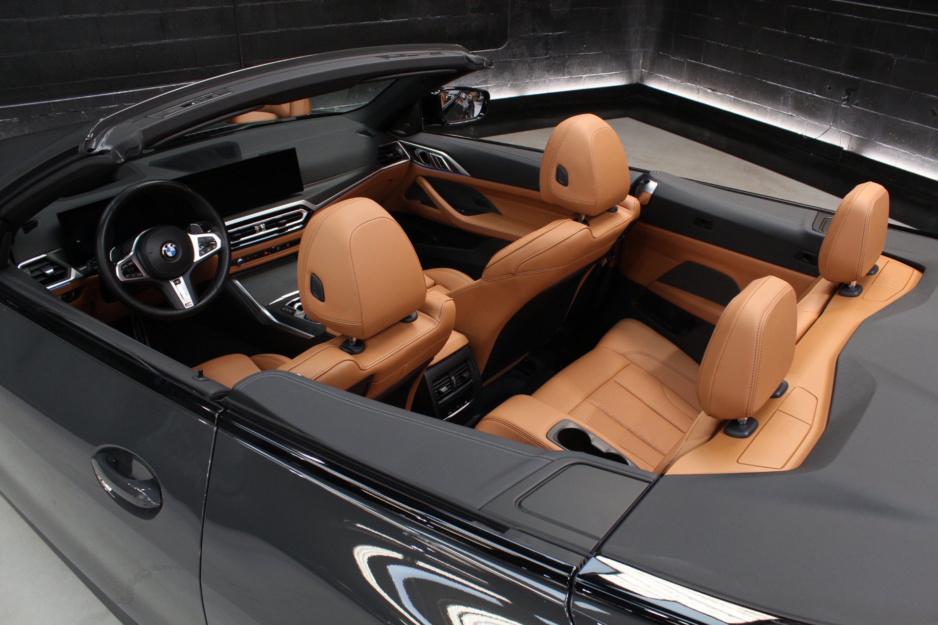 Used 2024 BMW M440i Convertible w/ Premium Package RWD image 48