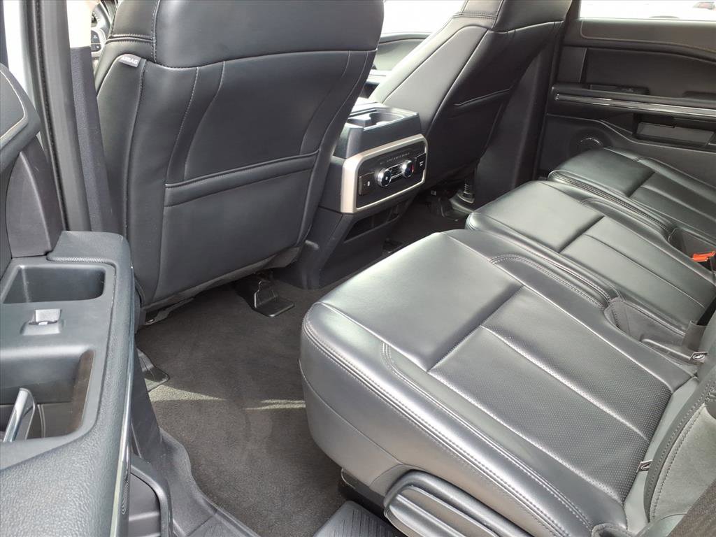 Used 2024 Ford Expedition XLT image 33