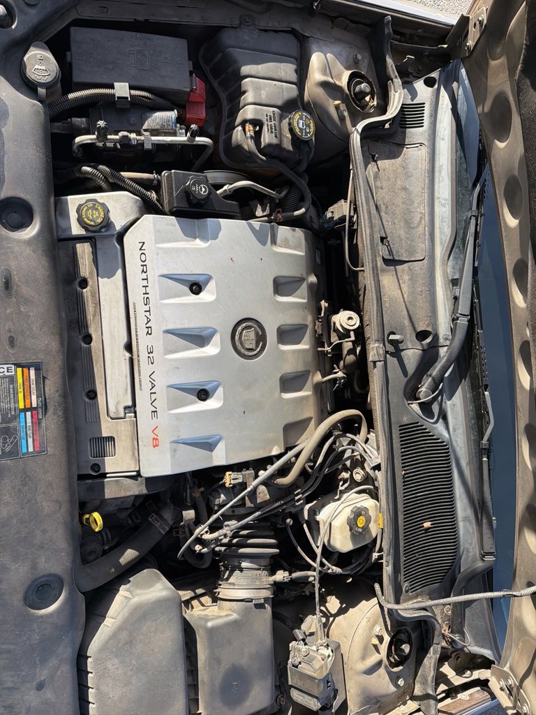 Used 2002 Cadillac De Ville DTS w/ Premium Equipment Pkg image 22