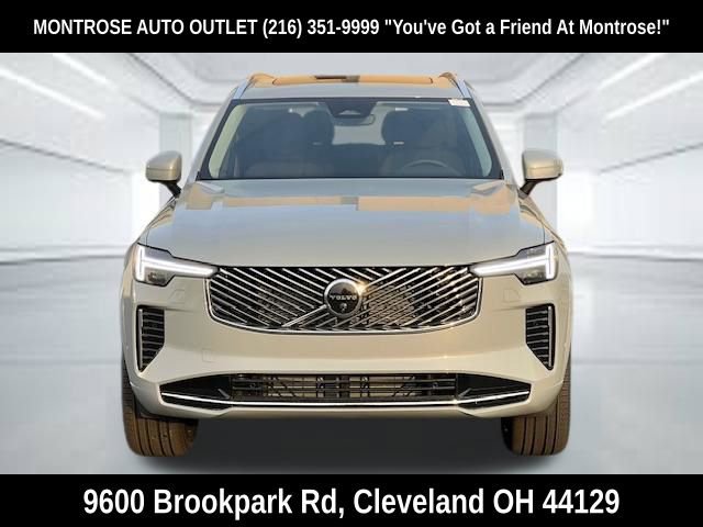 New 2026 Volvo XC90 B6 Plus w/ Protection Package Premier AWD/4WD image 8
