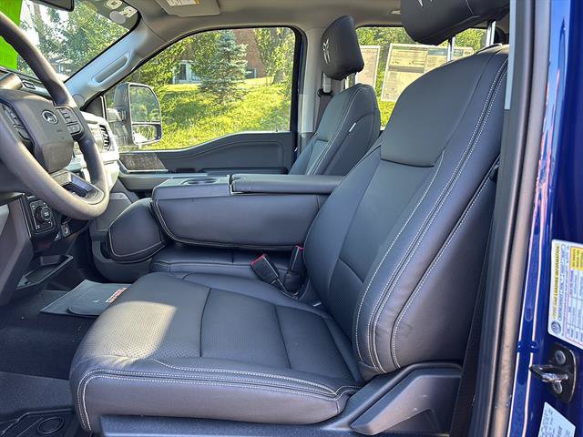 New 2026 Ford F250 XLT w/ XLT Premium Package AWD/4WD image 11