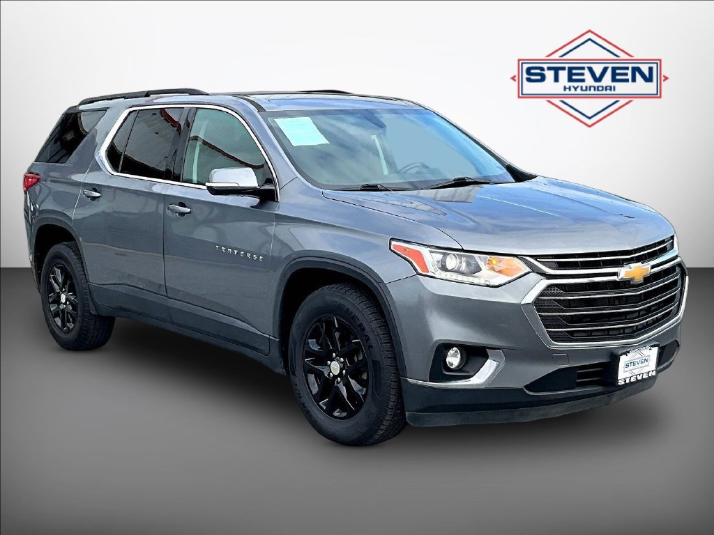 Used 2020 Chevrolet Traverse LT AWD/4WD image 1