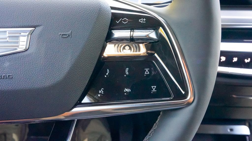 Used 2025 Cadillac Lyriq Luxury image 70