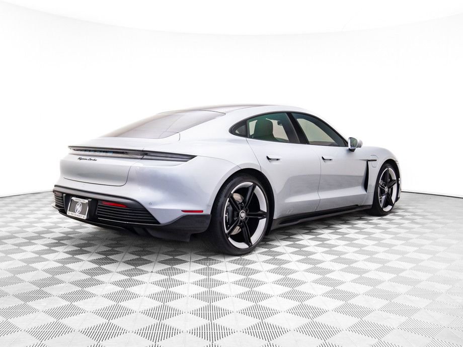 Used 2021 Porsche Taycan Turbo image 8