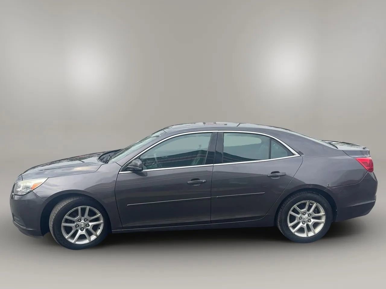 Used 2013 Chevrolet Malibu LT w/ Power Convenience Package FWD image 3