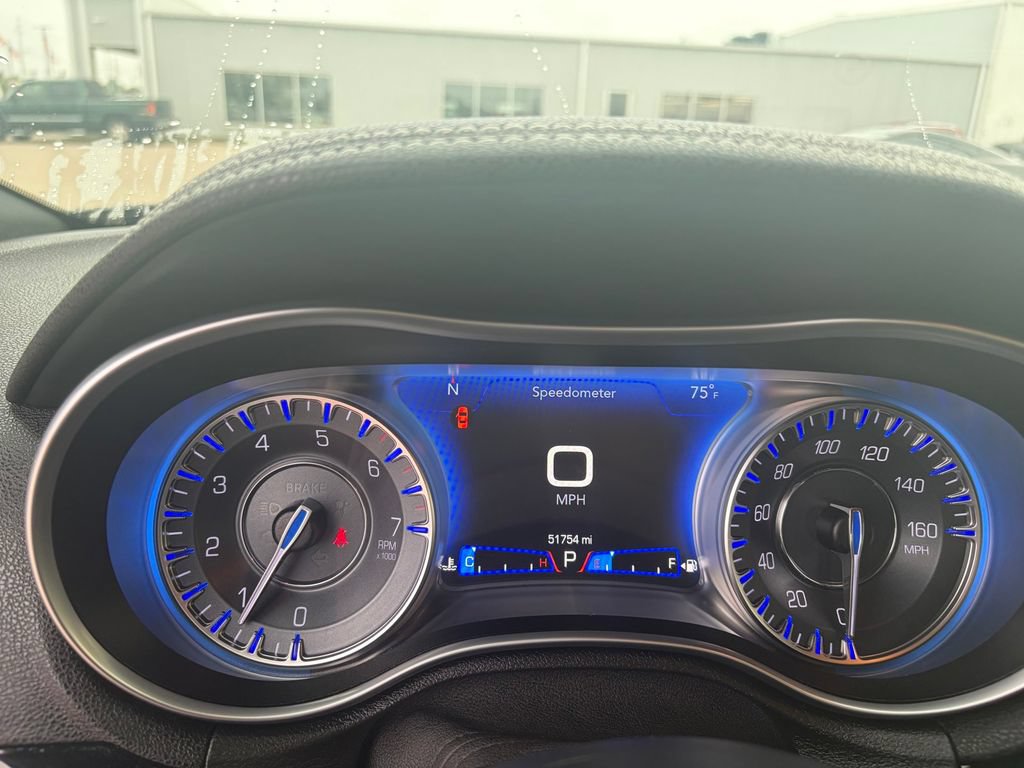 Used 2021 Chrysler 300 S w/ S Model Appearance Package RWD image 12