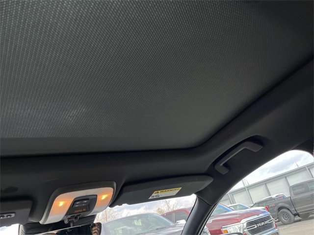 Used 2016 Volvo XC60 T6 Platinum image 14