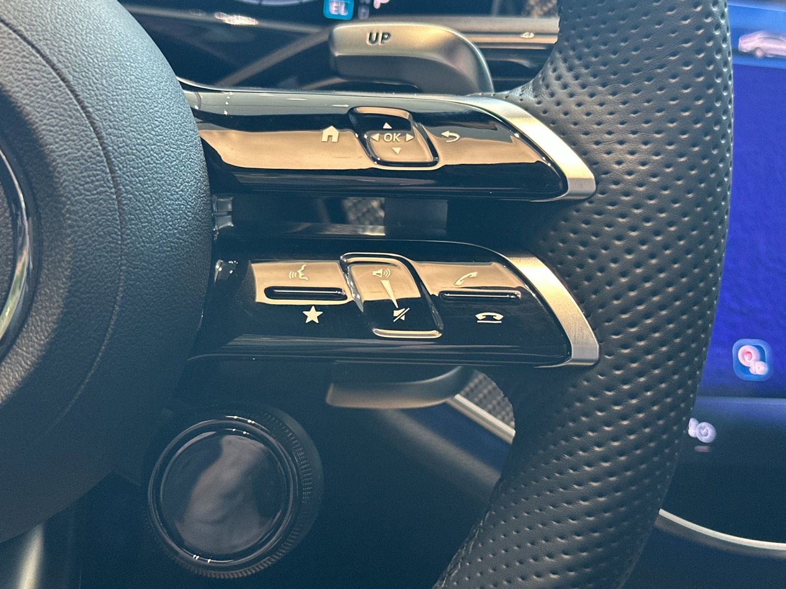New 2026 Mercedes-Benz E 53 AMG e 4MATIC Sedan image 27