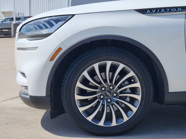 Used 2021 Lincoln Aviator Reserve w/ Elements Package Plus RWD image 8
