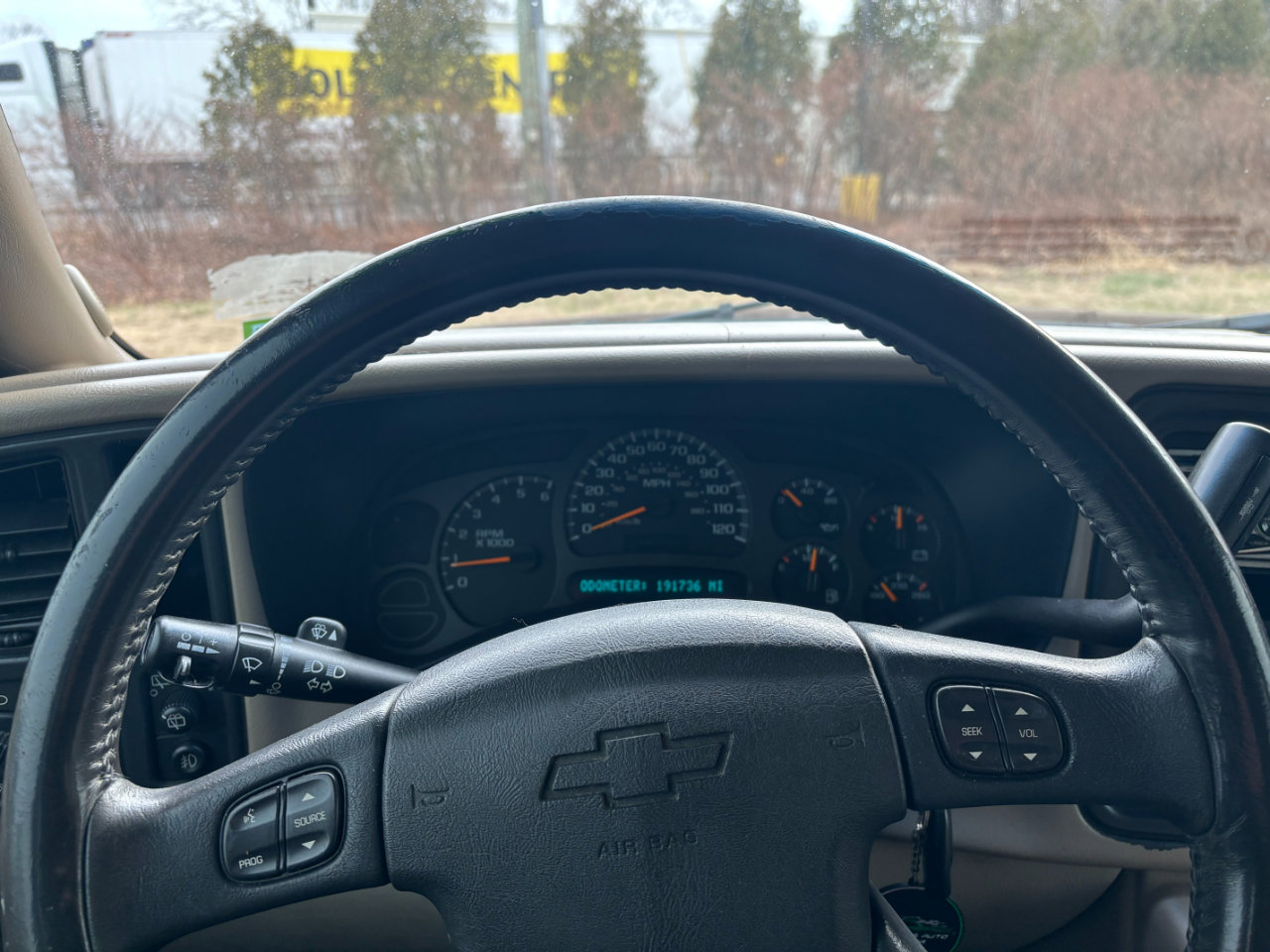 Used 2004 Chevrolet Suburban LT w/ Preferred Equipment Group image 11