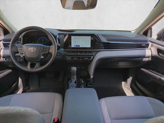 Used 2025 Toyota Camry LE FWD image 17