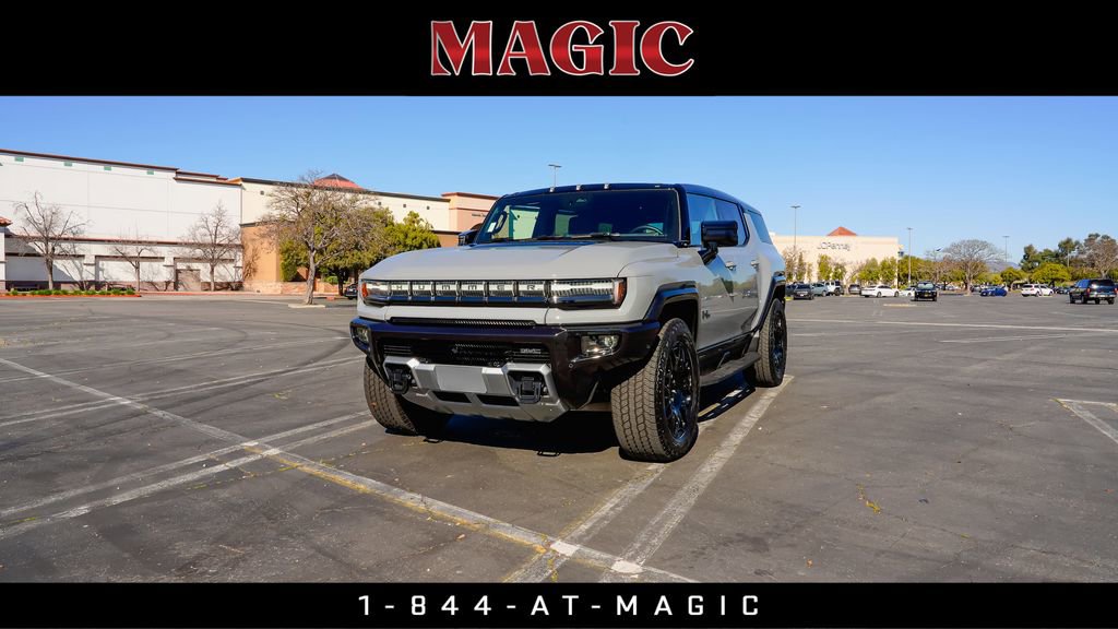 New 2026 GMC Hummer EV SUV w/ LPO, Dark Essentials Package