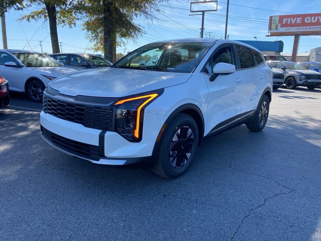 New 2026 Kia Sportage LX FWD image 3