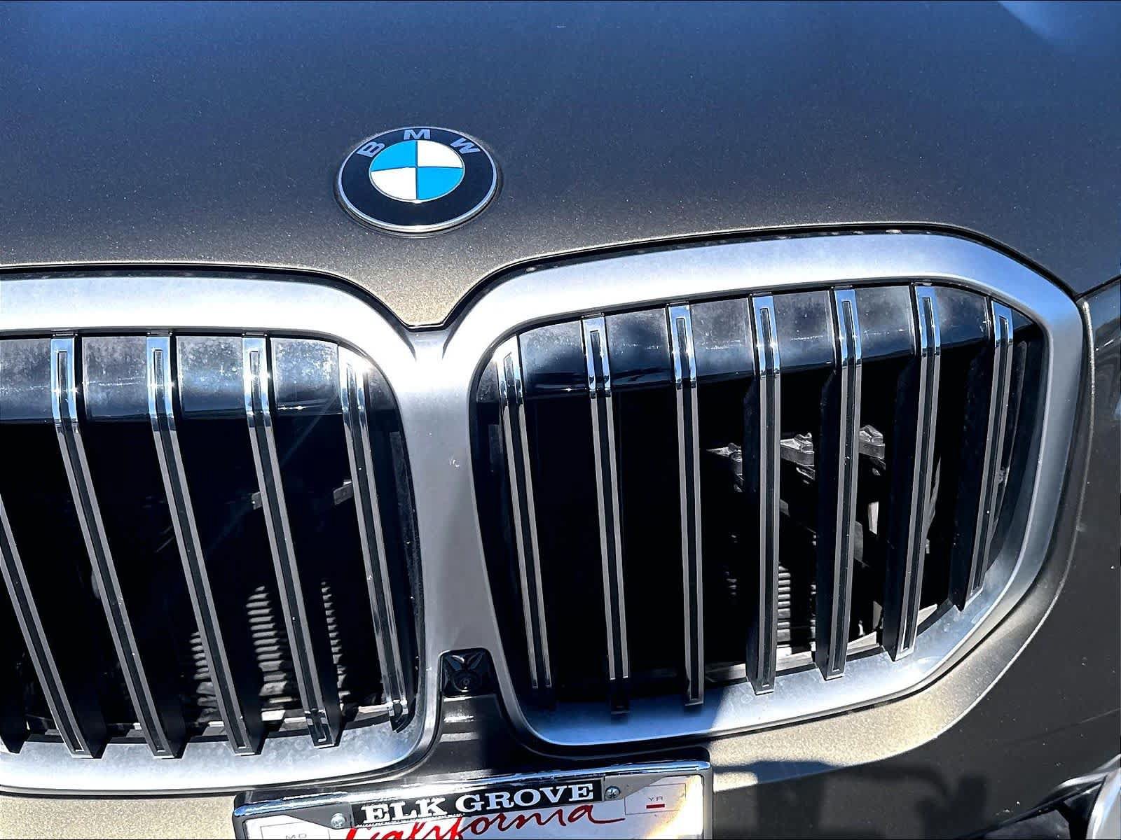 Certified 2024 BMW X7 xDrive40i AWD/4WD image 36