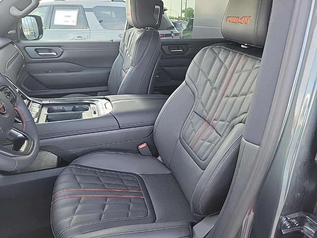 New 2026 Nissan Armada PRO-4X AWD/4WD image 19