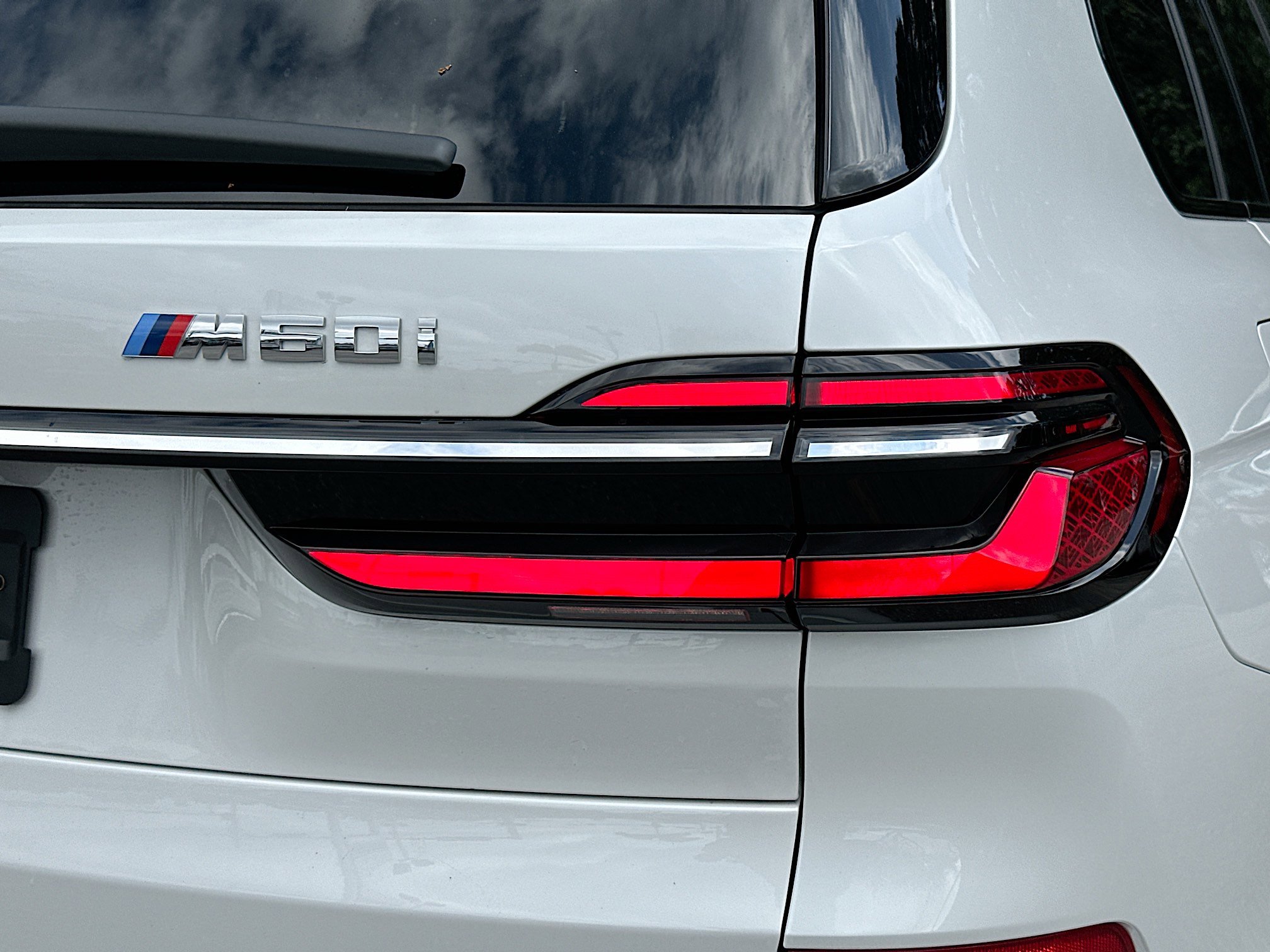 Used 2025 BMW X7 M60i image 34