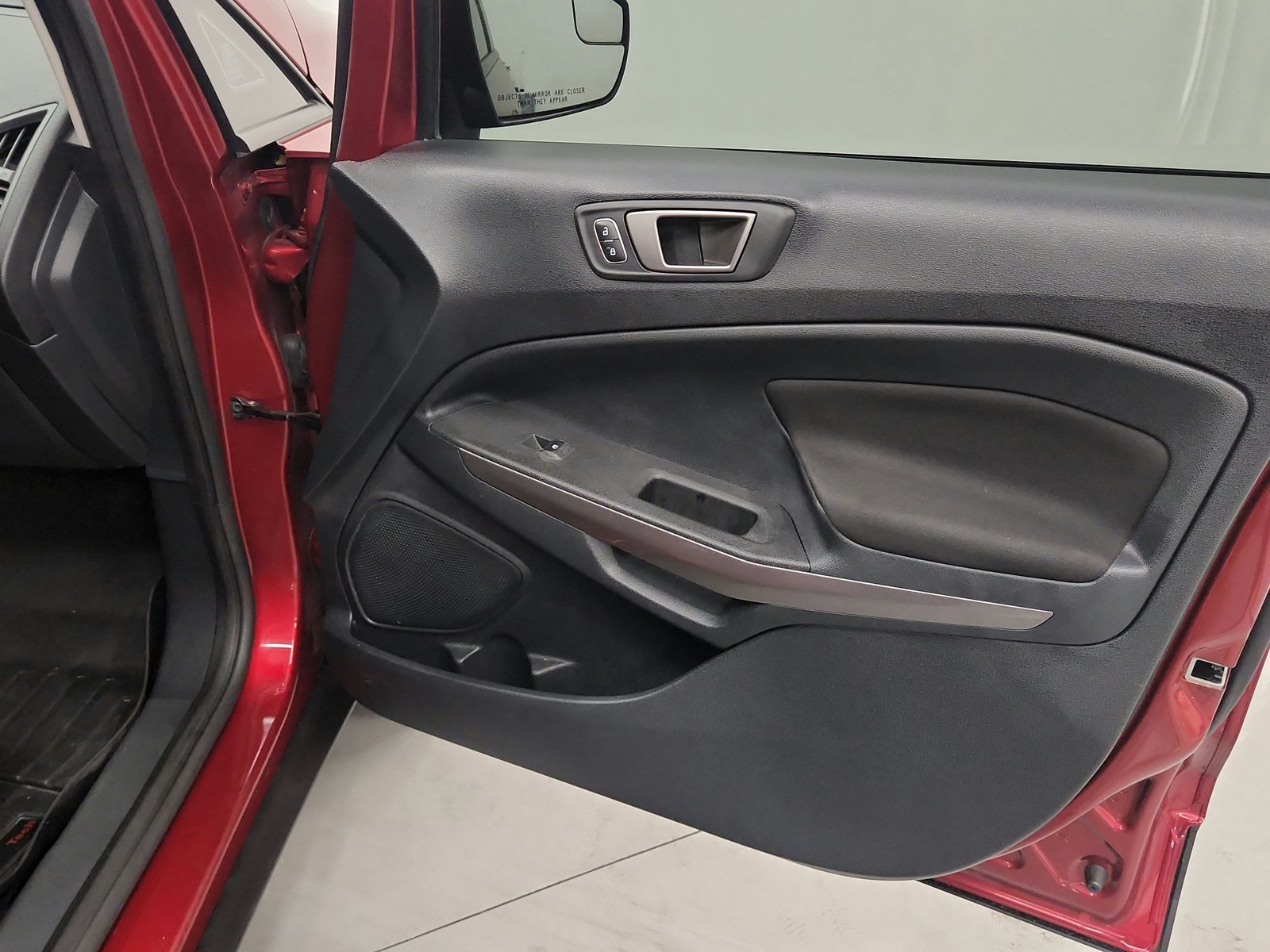 Used 2020 Ford EcoSport SE FWD image 28