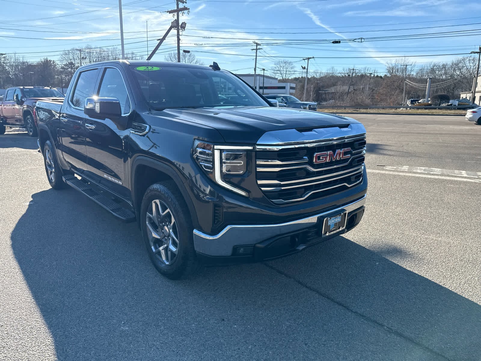 Used 2022 GMC Sierra 1500 SLT AWD/4WD image 7