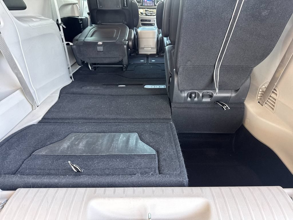 Used 2018 Chrysler Pacifica Touring-L Plus FWD image 17