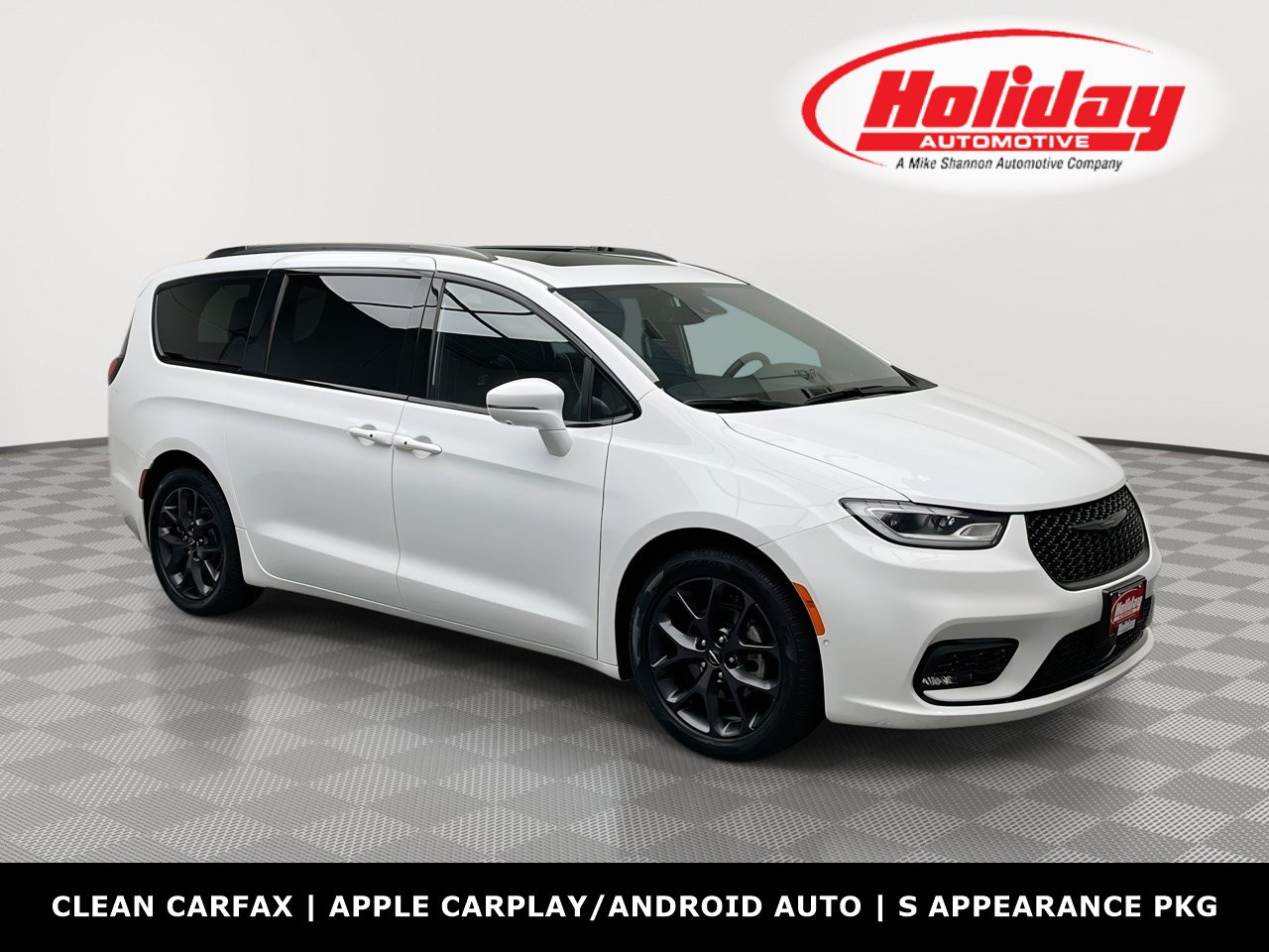 Used 2022 Chrysler Pacifica Limited w/ S Appearance Package