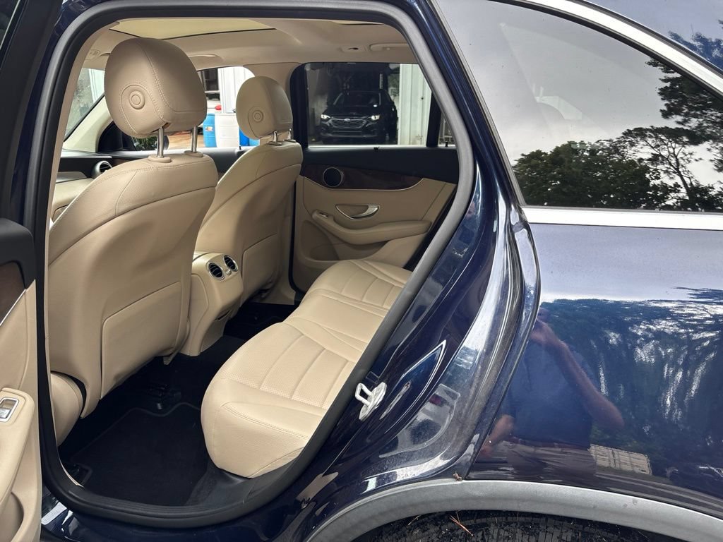 Used 2016 Mercedes-Benz GLC 300 4MATIC image 6