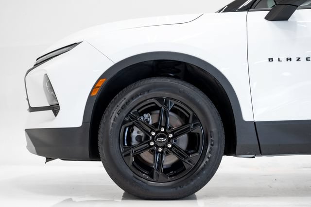 Used 2024 Chevrolet Blazer LT w/ Convenience Package FWD image 31