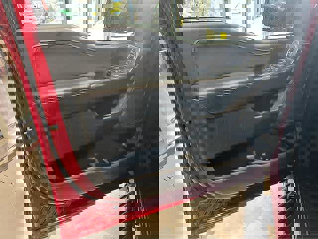 Used 2022 Ford F150 XLT w/ Equipment Group 302A High image 11