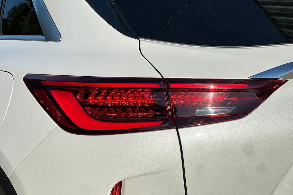 Used 2023 INFINITI QX50 Luxe image 26