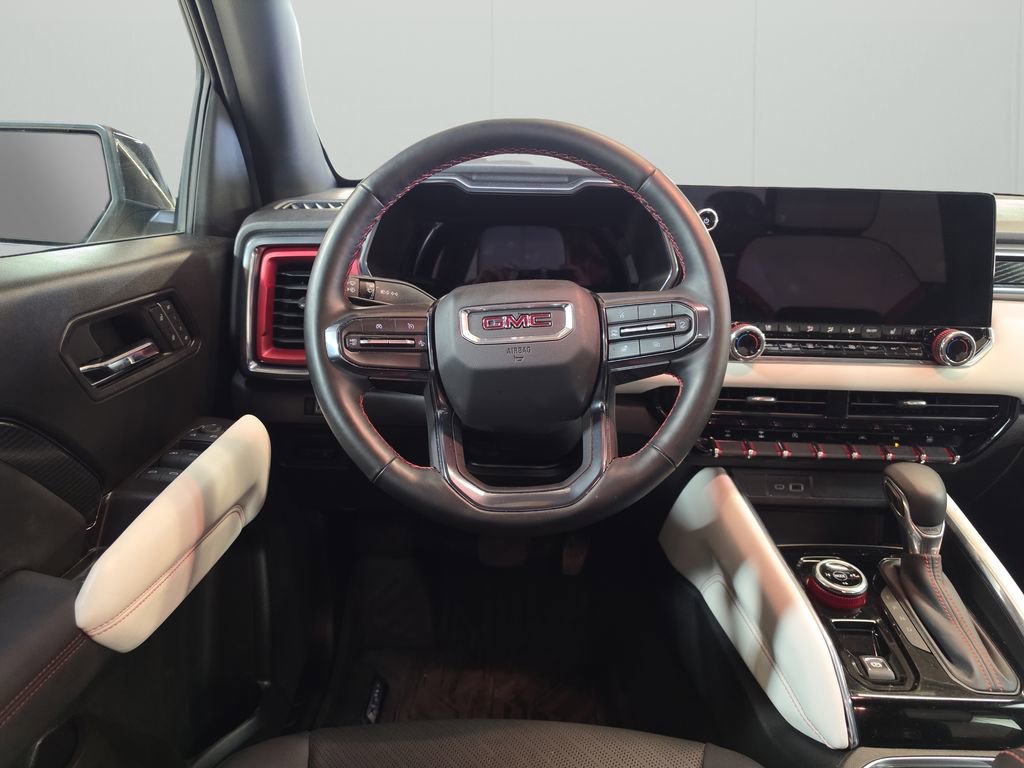 Used 2024 GMC Canyon AT4X AWD/4WD image 18