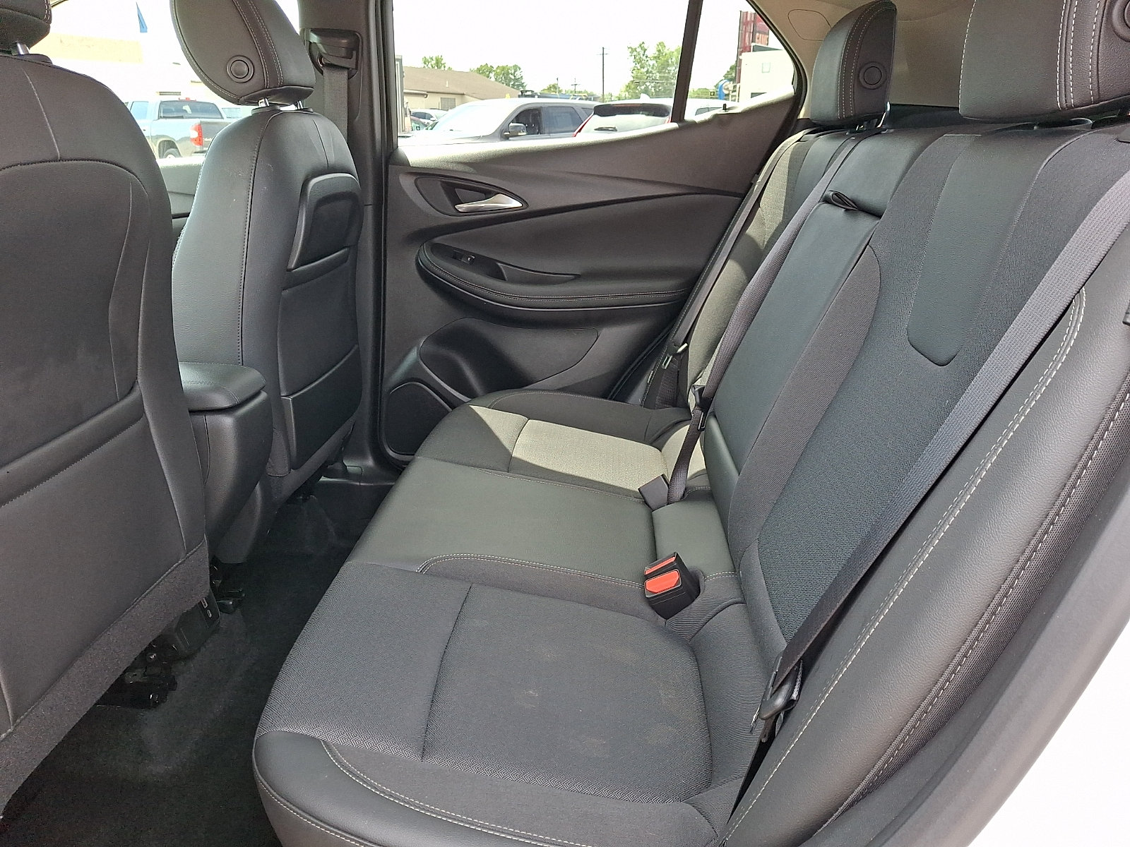 Used 2023 Buick Encore GX Select w/ Safety Package II FWD image 10